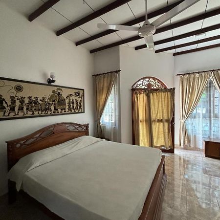 Village Inn Resort Negombo Pokoj fotografie